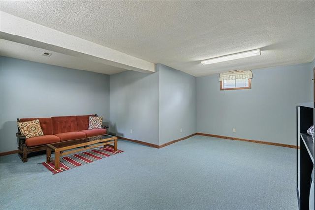 13020 S Raintree Drive, Olathe, KS 66062
