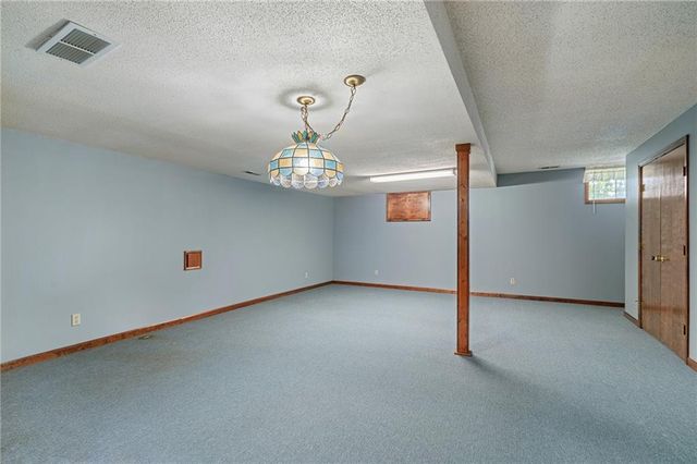 13020 S Raintree Drive, Olathe, KS 66062