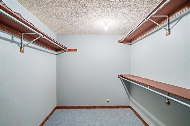 13020 S Raintree Drive, Olathe, KS 66062