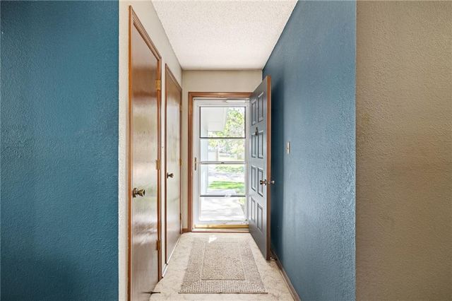 13020 S Raintree Drive, Olathe, KS 66062