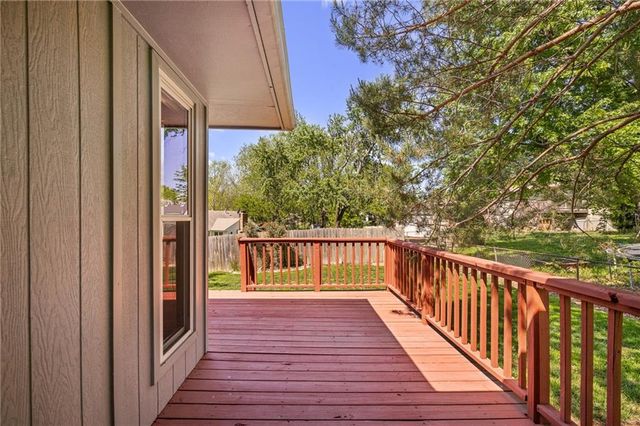 13020 S Raintree Drive, Olathe, KS 66062