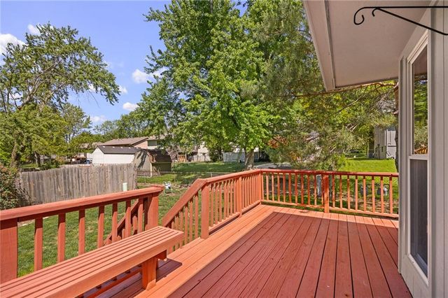 13020 S Raintree Drive, Olathe, KS 66062