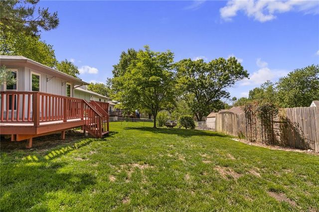 13020 S Raintree Drive, Olathe, KS 66062