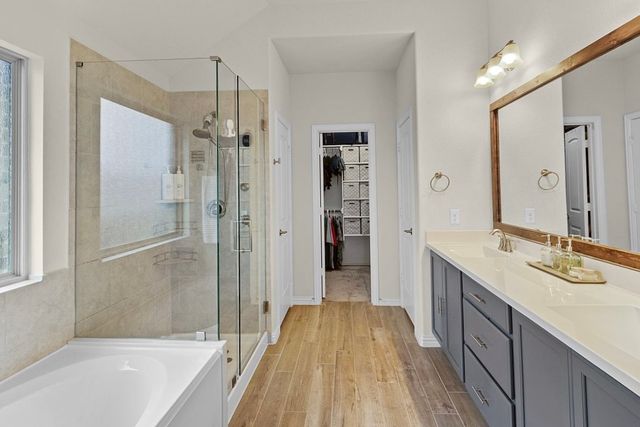 1912 Hollowcreek Trail, Lewisville, TX 75010