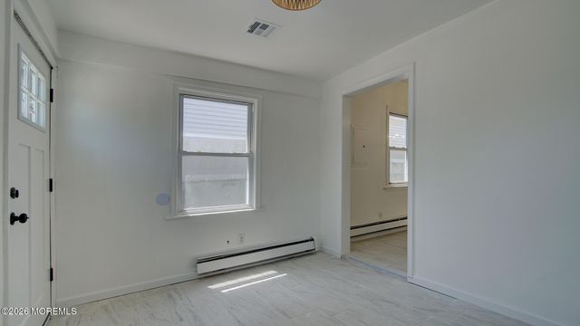 19 Bayview Avenue, Keansburg, NJ 07734