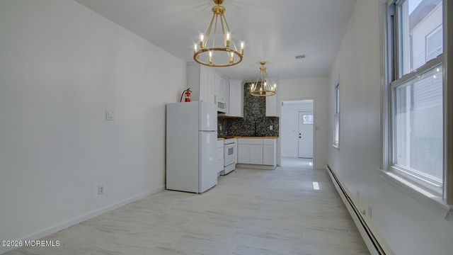 19 Bayview Avenue, Keansburg, NJ 07734