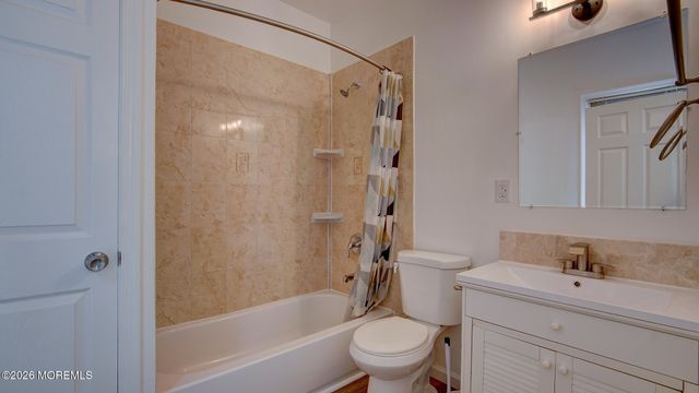 19 Bayview Avenue, Keansburg, NJ 07734