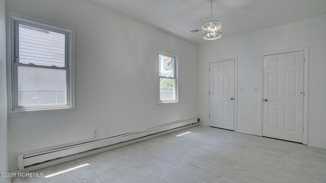 19 Bayview Avenue, Keansburg, NJ 07734