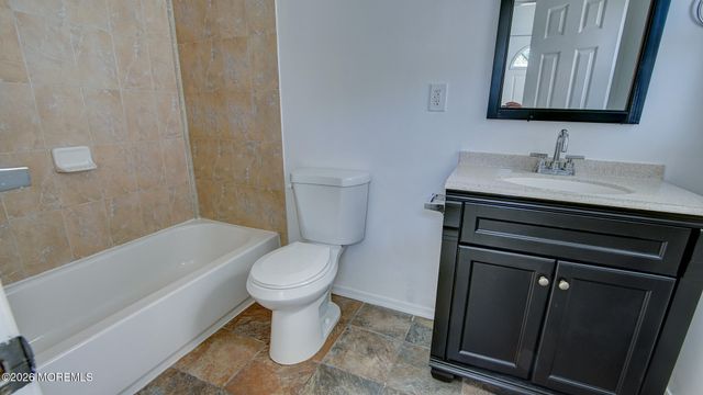 19 Bayview Avenue, Keansburg, NJ 07734