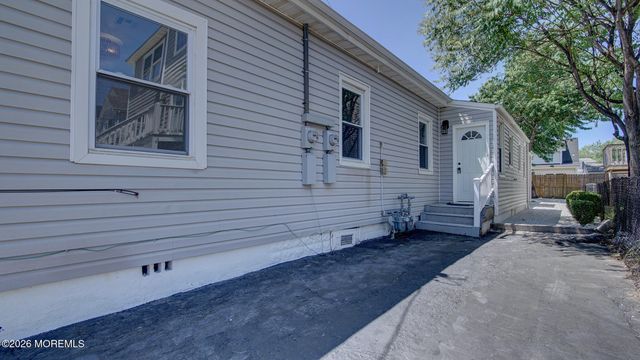 19 Bayview Avenue, Keansburg, NJ 07734
