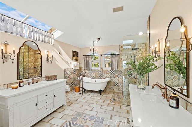 14 Newcastle, Laguna Niguel, CA 92677