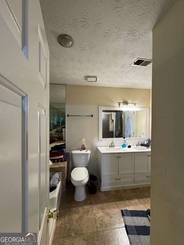 760 Kings Crest Court, Fairburn, GA 30213