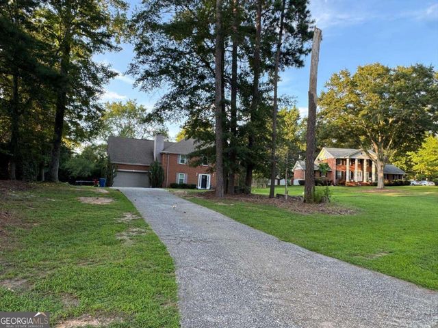 760 Kings Crest Court, Fairburn, GA 30213