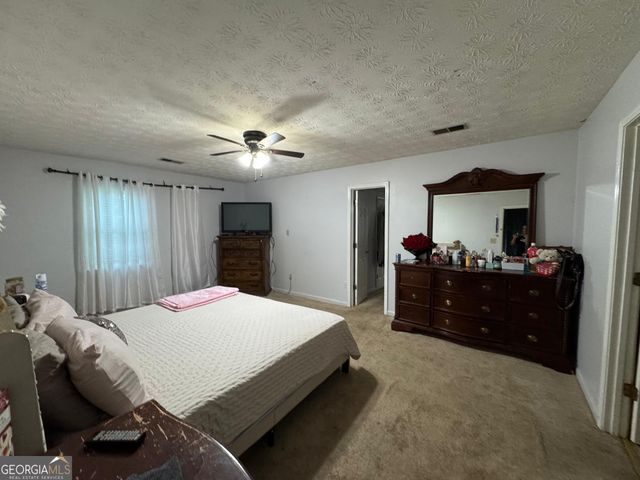 760 Kings Crest Court, Fairburn, GA 30213