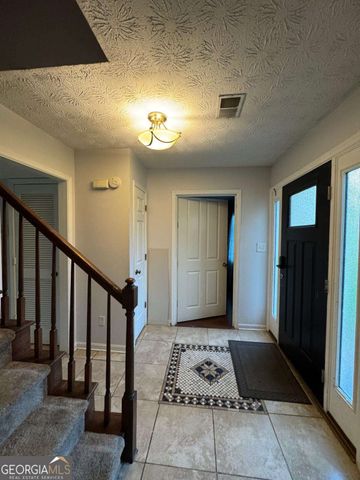 760 Kings Crest Court, Fairburn, GA 30213