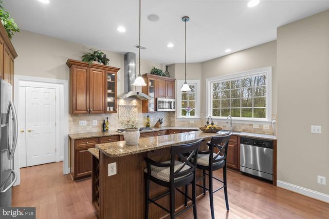 18344 MID OCEAN PL, Leesburg, VA 20176