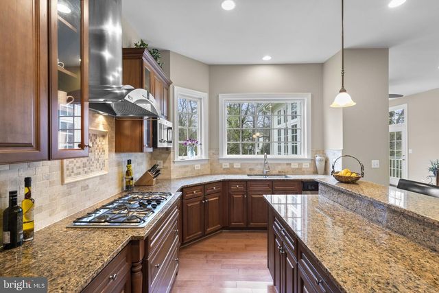 18344 MID OCEAN PL, Leesburg, VA 20176