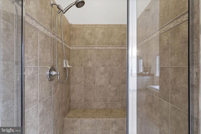 18344 MID OCEAN PL, Leesburg, VA 20176