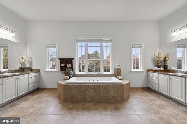 18344 MID OCEAN PL, Leesburg, VA 20176