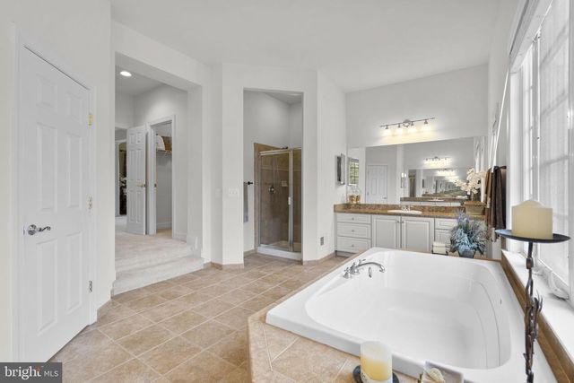 18344 MID OCEAN PL, Leesburg, VA 20176