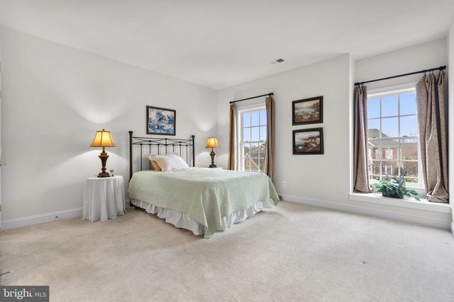 18344 MID OCEAN PL, Leesburg, VA 20176