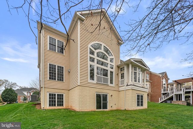 18344 MID OCEAN PL, Leesburg, VA 20176