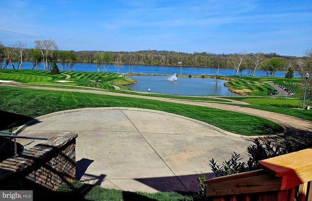 18344 MID OCEAN PL, Leesburg, VA 20176