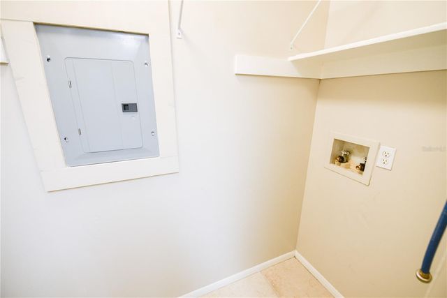 455 ALT 19 S 92, Palm Harbor, FL 34683