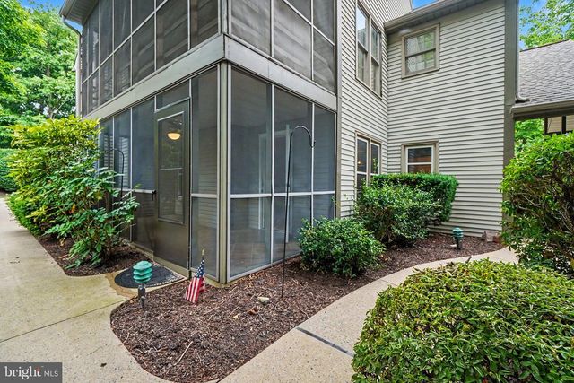 515 ROSLAIRE DR, Hummelstown, PA 17036