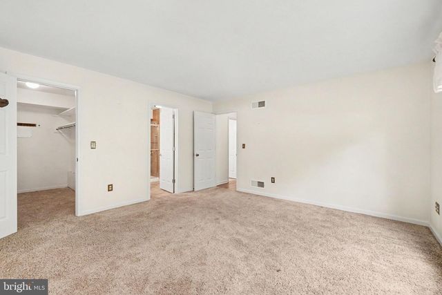 515 ROSLAIRE DR, Hummelstown, PA 17036
