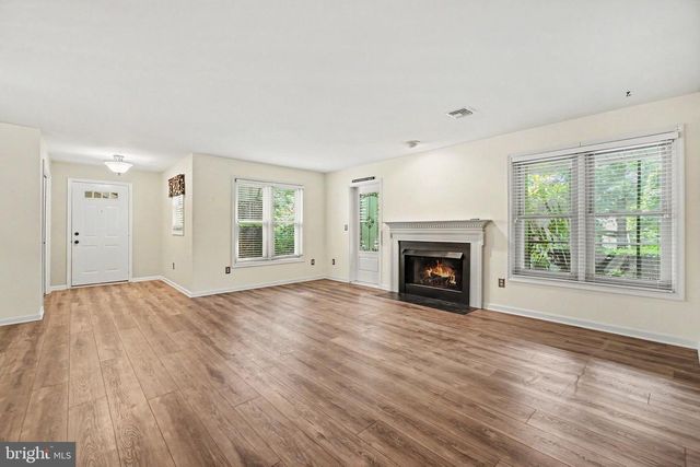 515 ROSLAIRE DR, Hummelstown, PA 17036