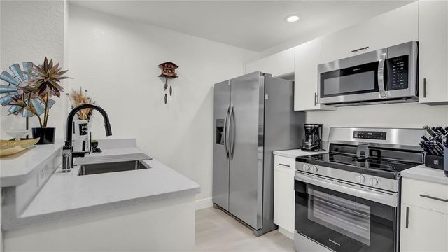 4009 VENETIAN BAY DRIVE 103, Kissimmee, FL 34741