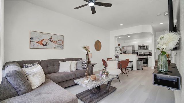 4009 VENETIAN BAY DRIVE 103, Kissimmee, FL 34741