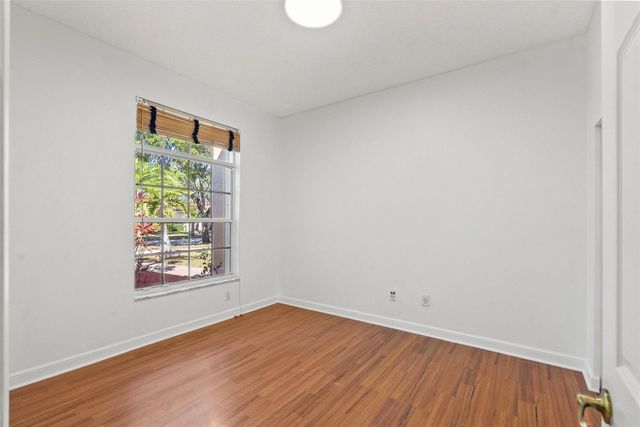 16364 NW 14th Street, Pembroke Pines, FL 33028