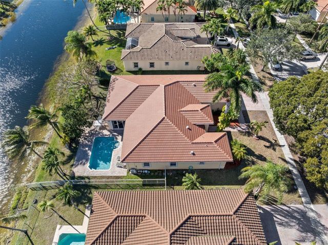 16364 NW 14th Street, Pembroke Pines, FL 33028