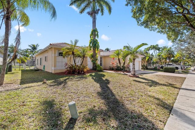 16364 NW 14th Street, Pembroke Pines, FL 33028