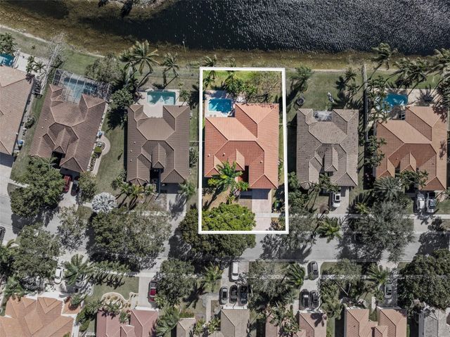16364 NW 14th Street, Pembroke Pines, FL 33028