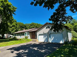14 Church Street, Plymouth, CT 06786
