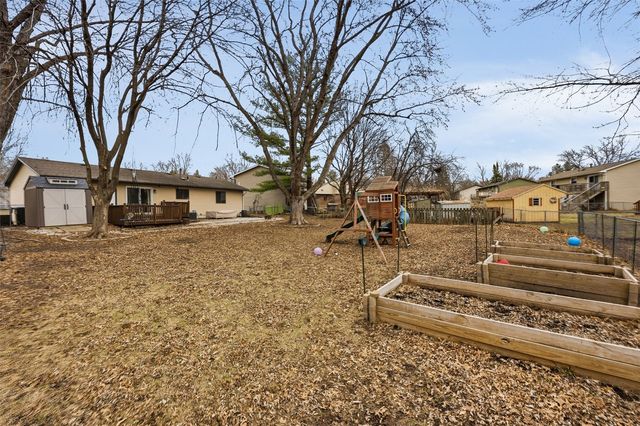 1117 Apple Court, Iowa City, IA 52240