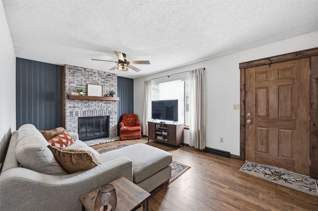 1117 Apple Court, Iowa City, IA 52240