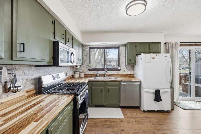 1117 Apple Court, Iowa City, IA 52240