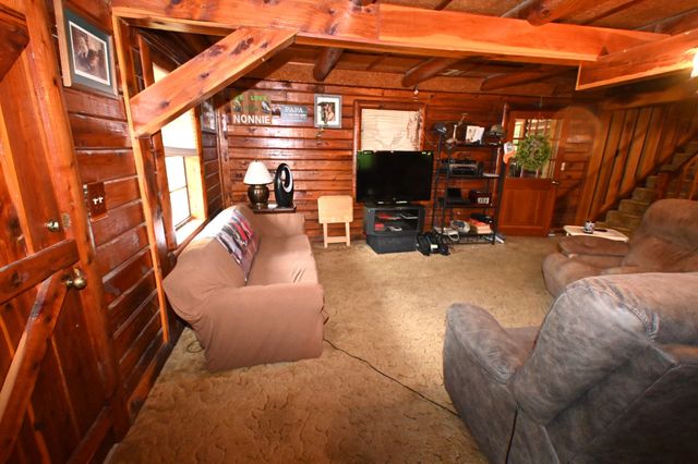8821 Highway 412, E, Linden, TN 37096