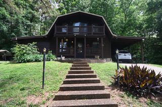 8821 Highway 412, E, Linden, TN 37096