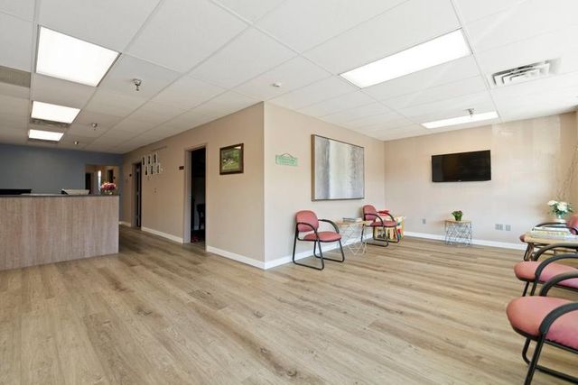 1017 Mainstreet, Hopkins, MN 55343