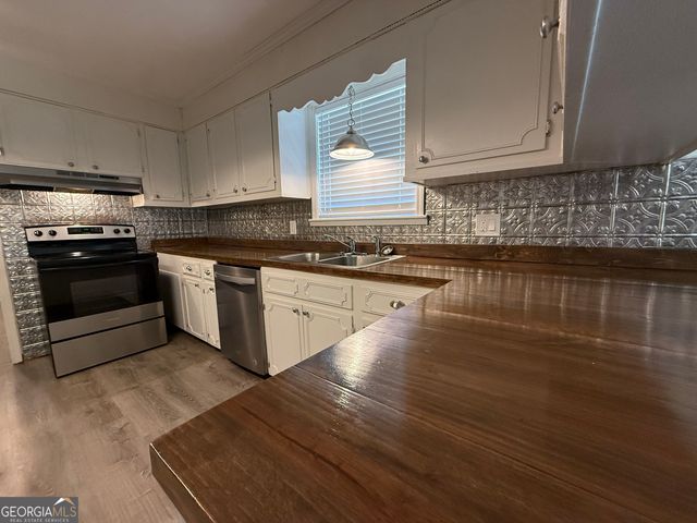 108 Plum Street, Dublin, GA 31021