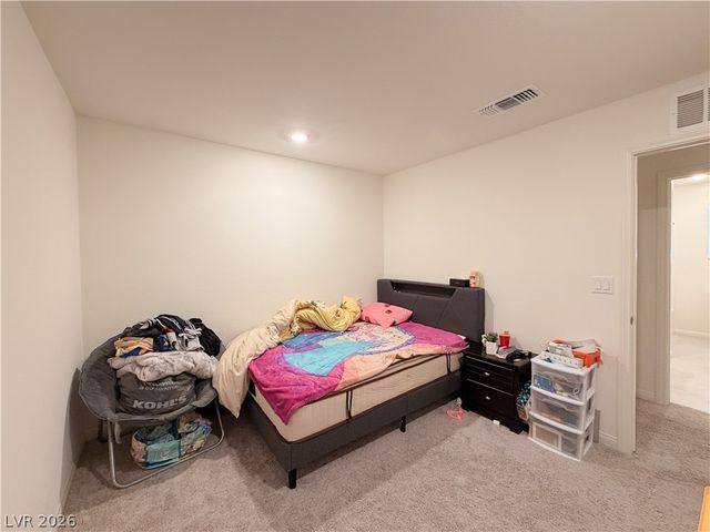 7008 Dandelion Park Avenue, Las Vegas, NV 89113