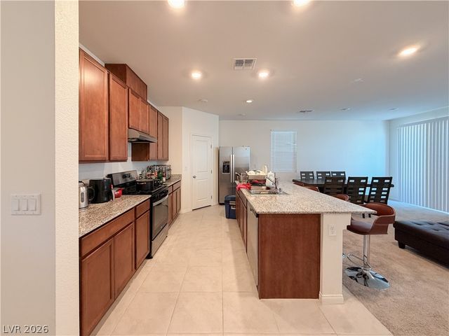 7008 Dandelion Park Avenue, Las Vegas, NV 89113