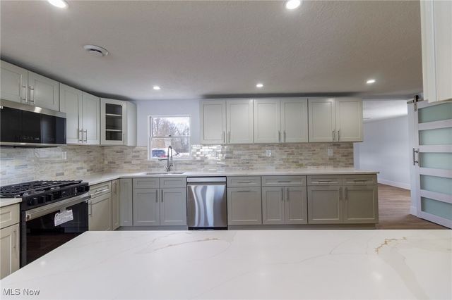 33621 Henwell Road, Columbia Station, OH 44028