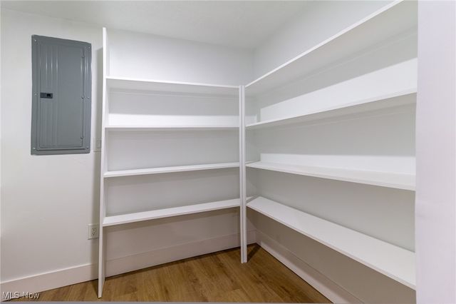 33621 Henwell Road, Columbia Station, OH 44028