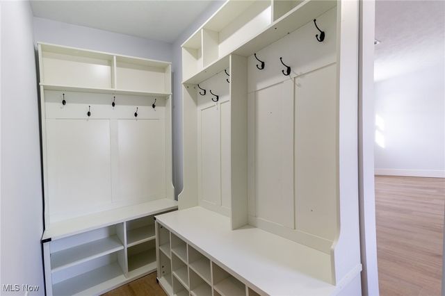 33621 Henwell Road, Columbia Station, OH 44028